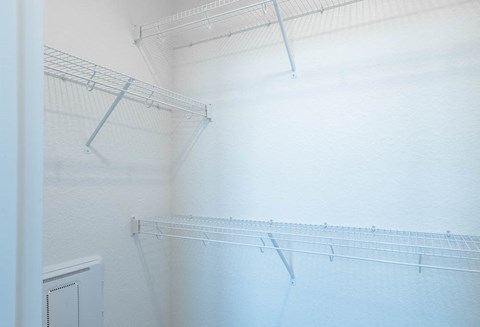 Main Bedroom - Walk In Closet